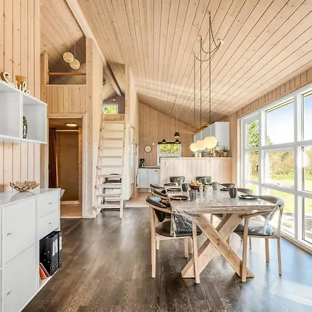 Rekke - 300m To The Fjord By Interhome *