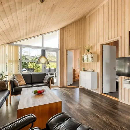 Rekke - 300m To The Fjord By Interhome