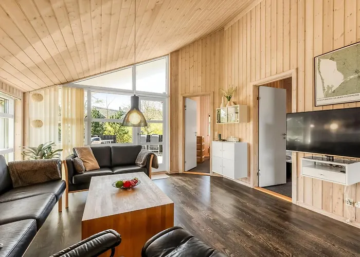 Rekke - 300m To The Fjord By Interhome